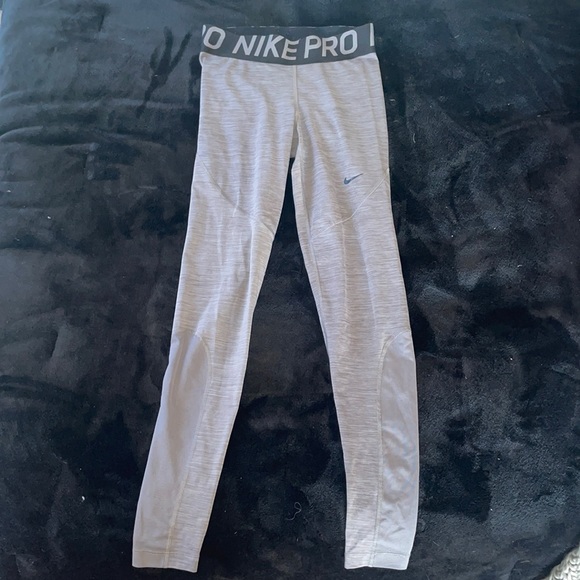 Nike leggings